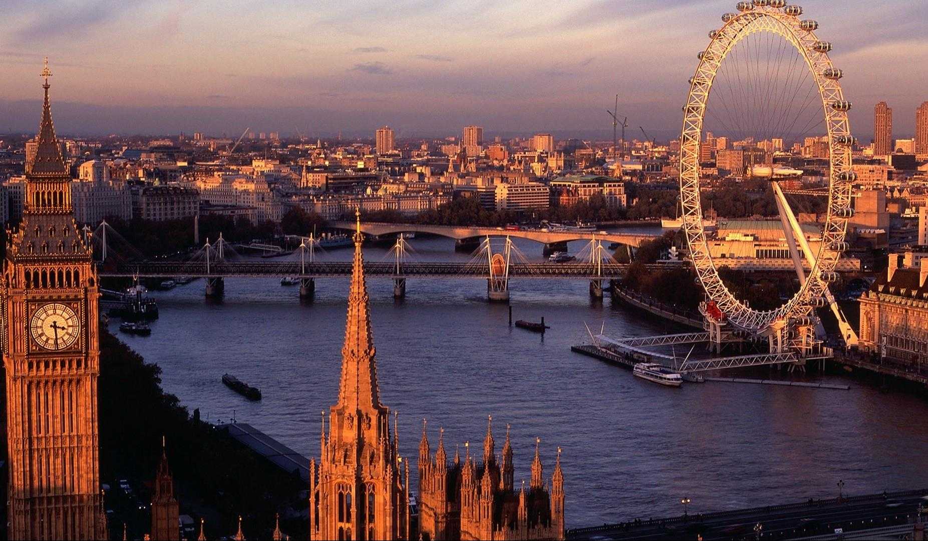 TEST-EMTW Convention Center в Antarctica, AQ