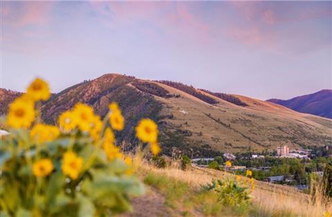 Destination Missoula-The Official Convention and Visitors Bureau of Missoula, MT i Missoula, MT