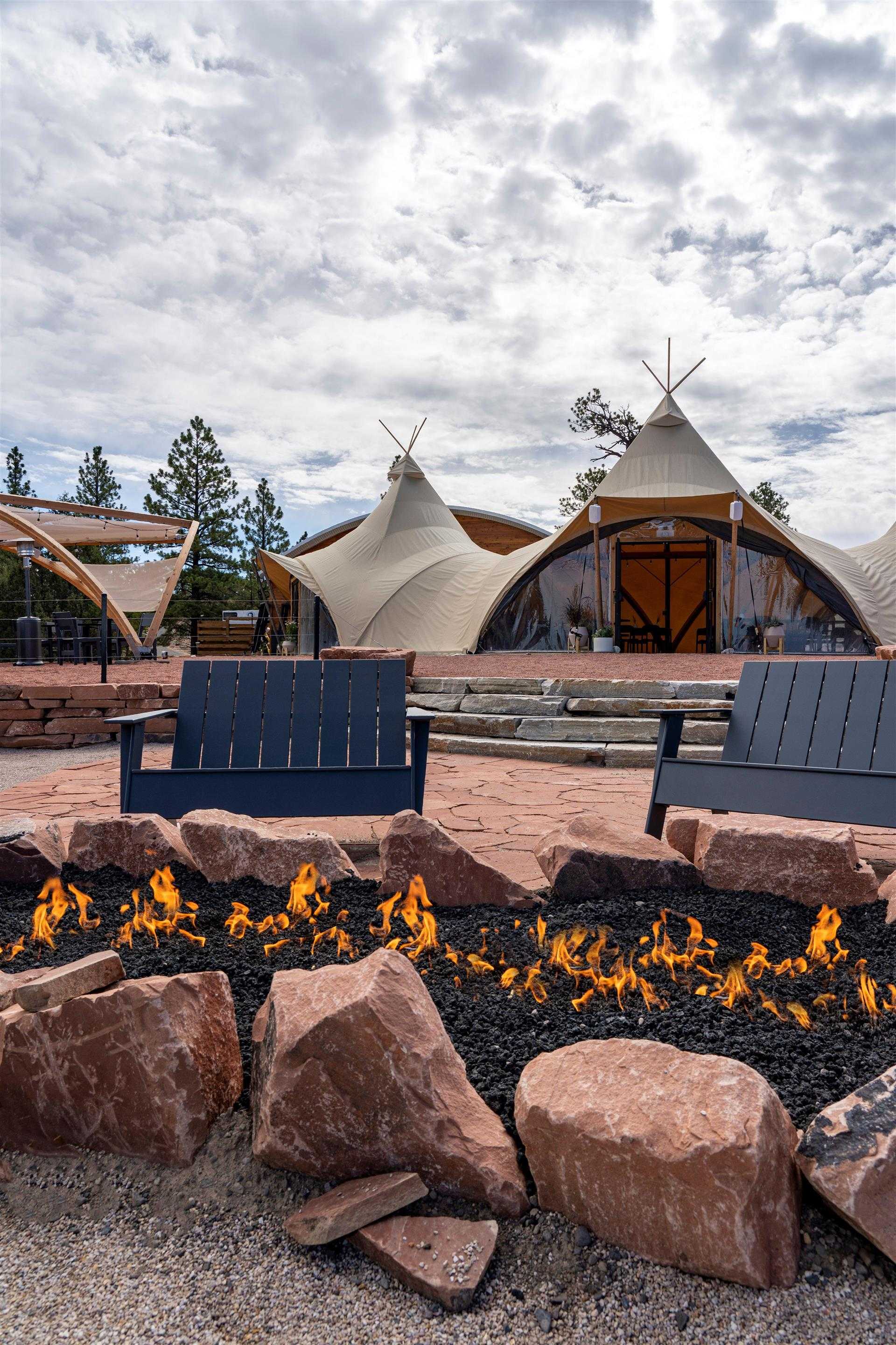 Under Canvas Bryce Canyon в Widtsoe, UT