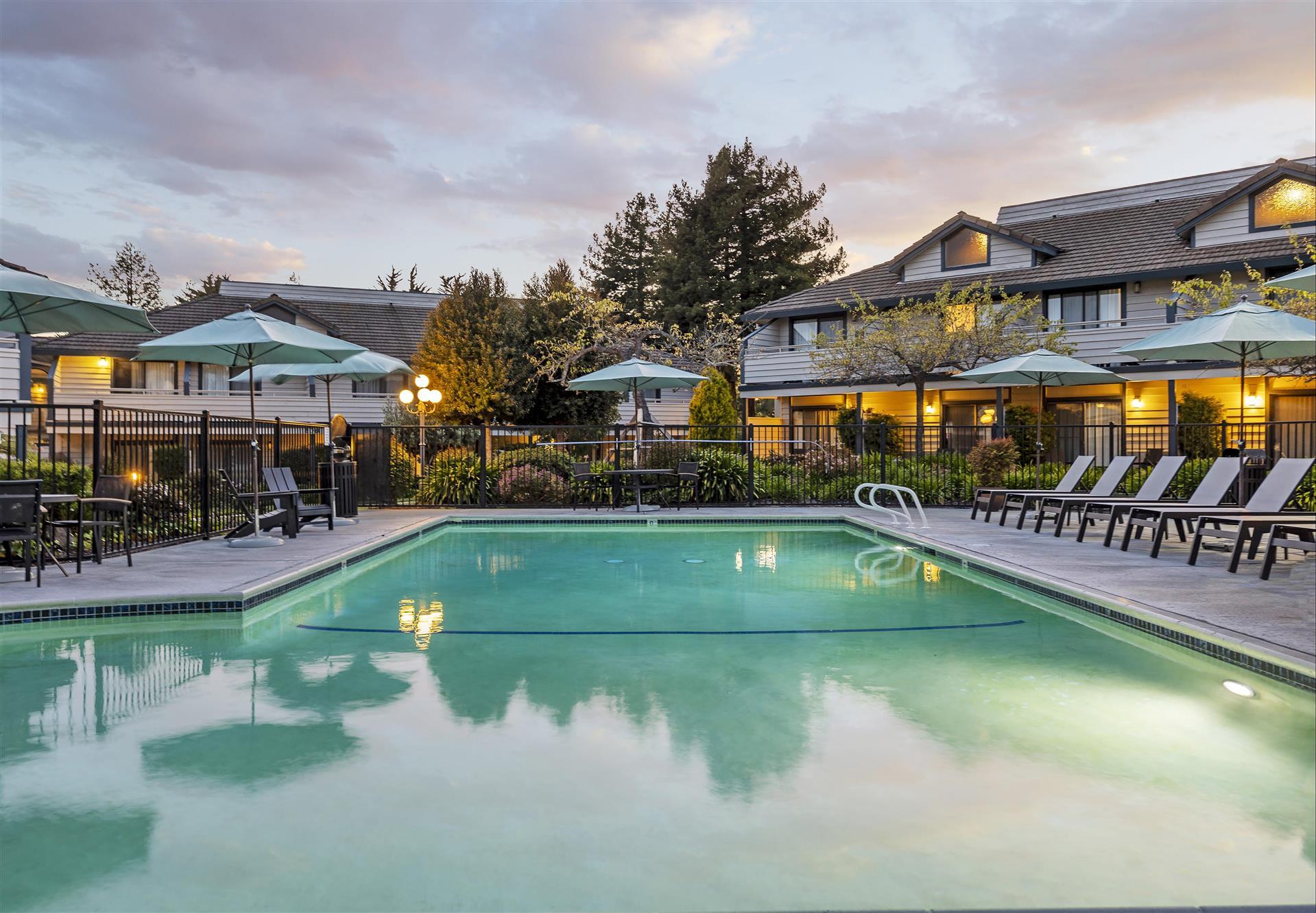 Seacliff Inn Aptos, Tapestry Collection by Hilton image