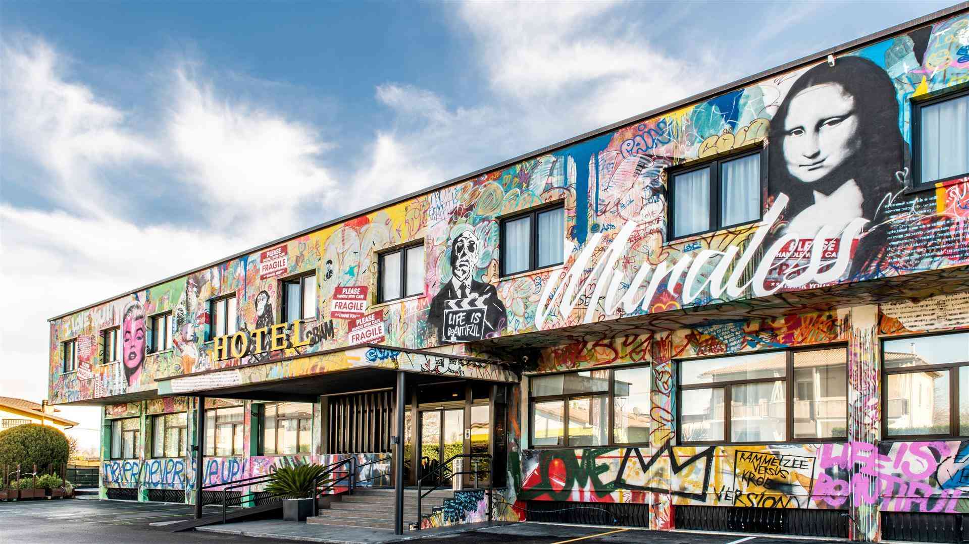 Muraless Art Hotel, WorldHotels Crafted a Castel D'Azzano, IT