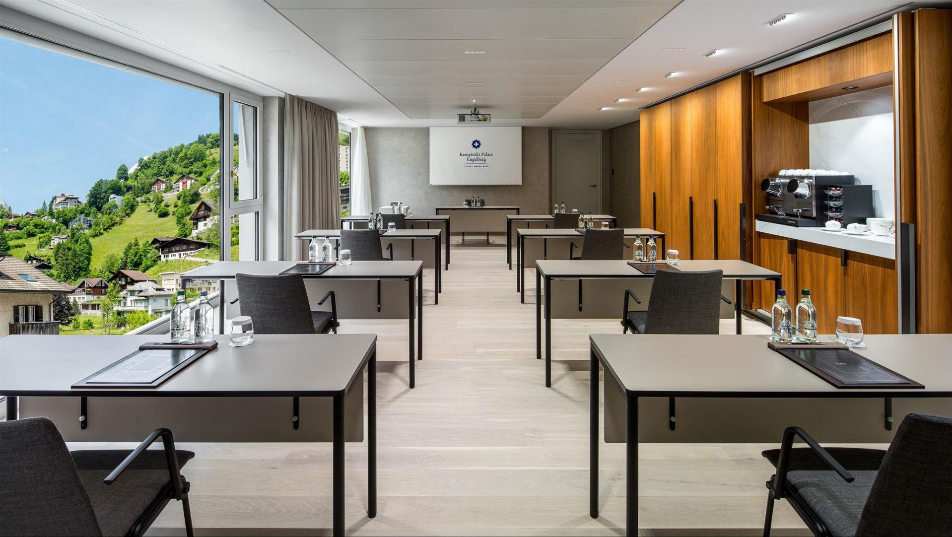 ミーティングルームの画像