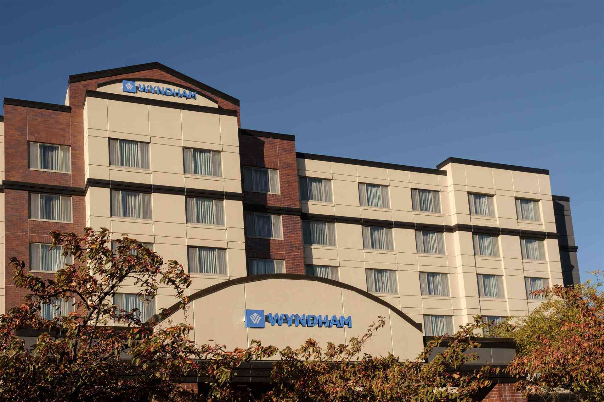 Wyndham Moline on John Deere Commons, Moline, IL