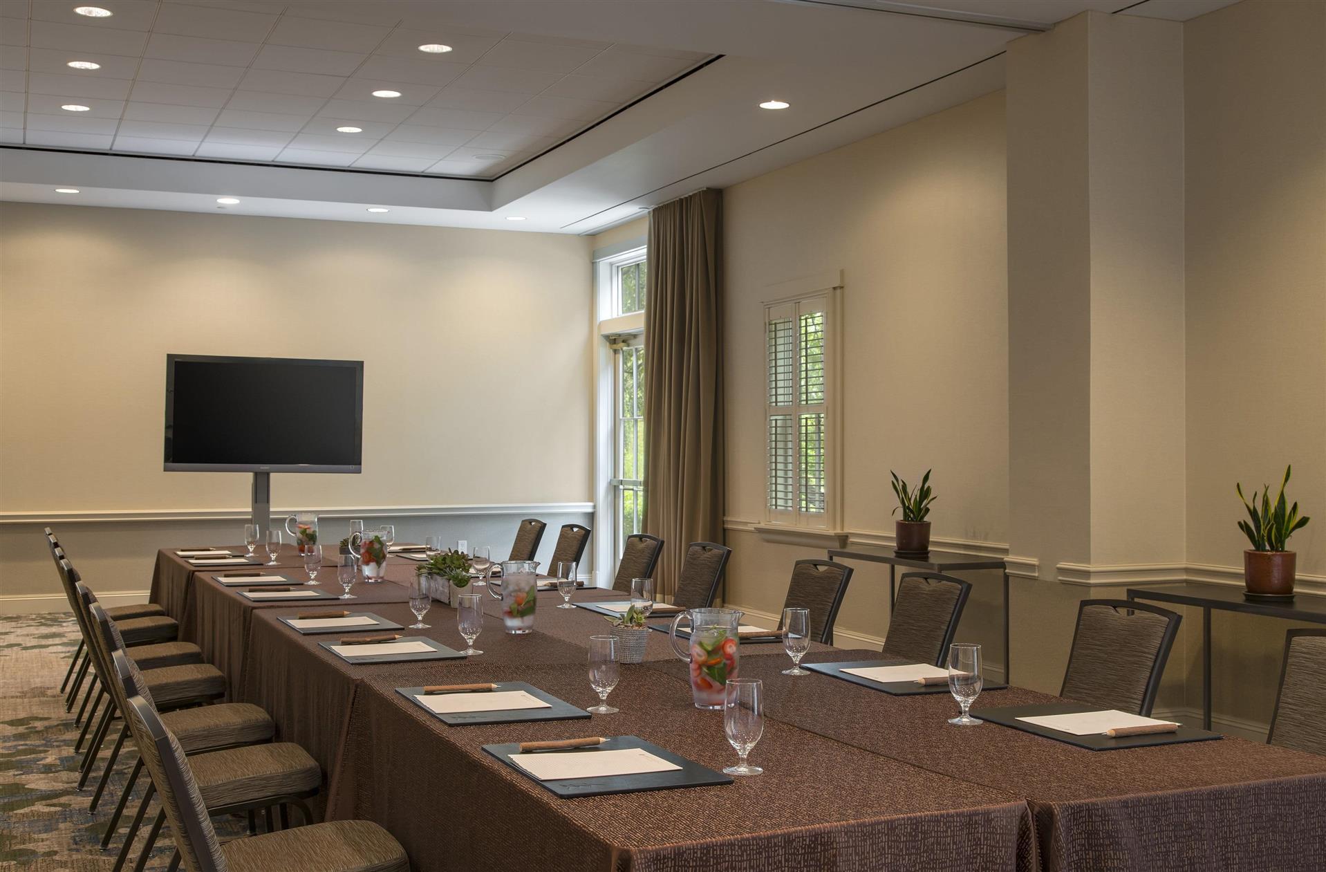 Изображение помещения для встречи