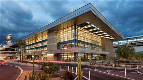Phoenix Sky Harbor International Airport (PHX)