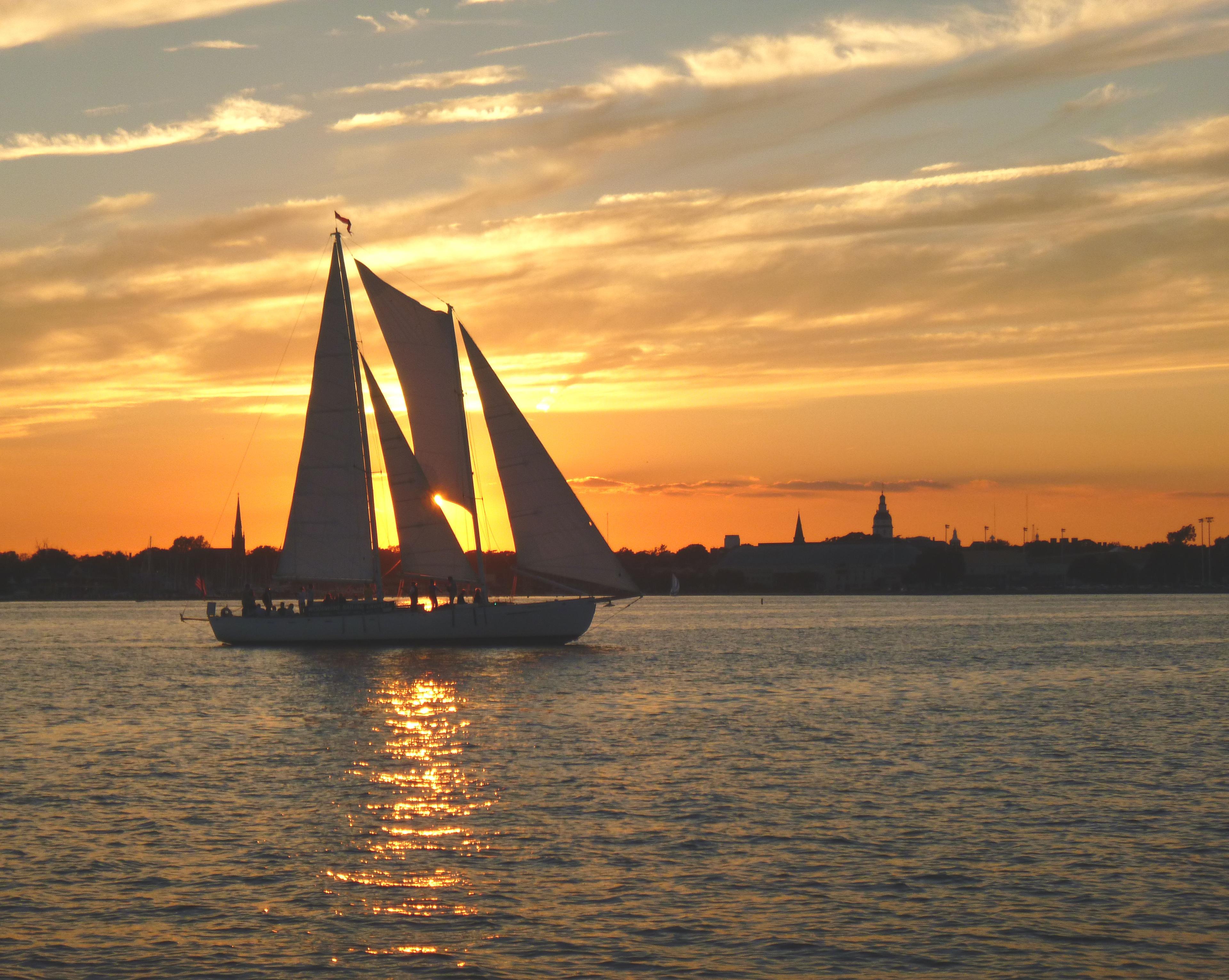 Annapolis Sailing Cruises: Schooner Woodwind