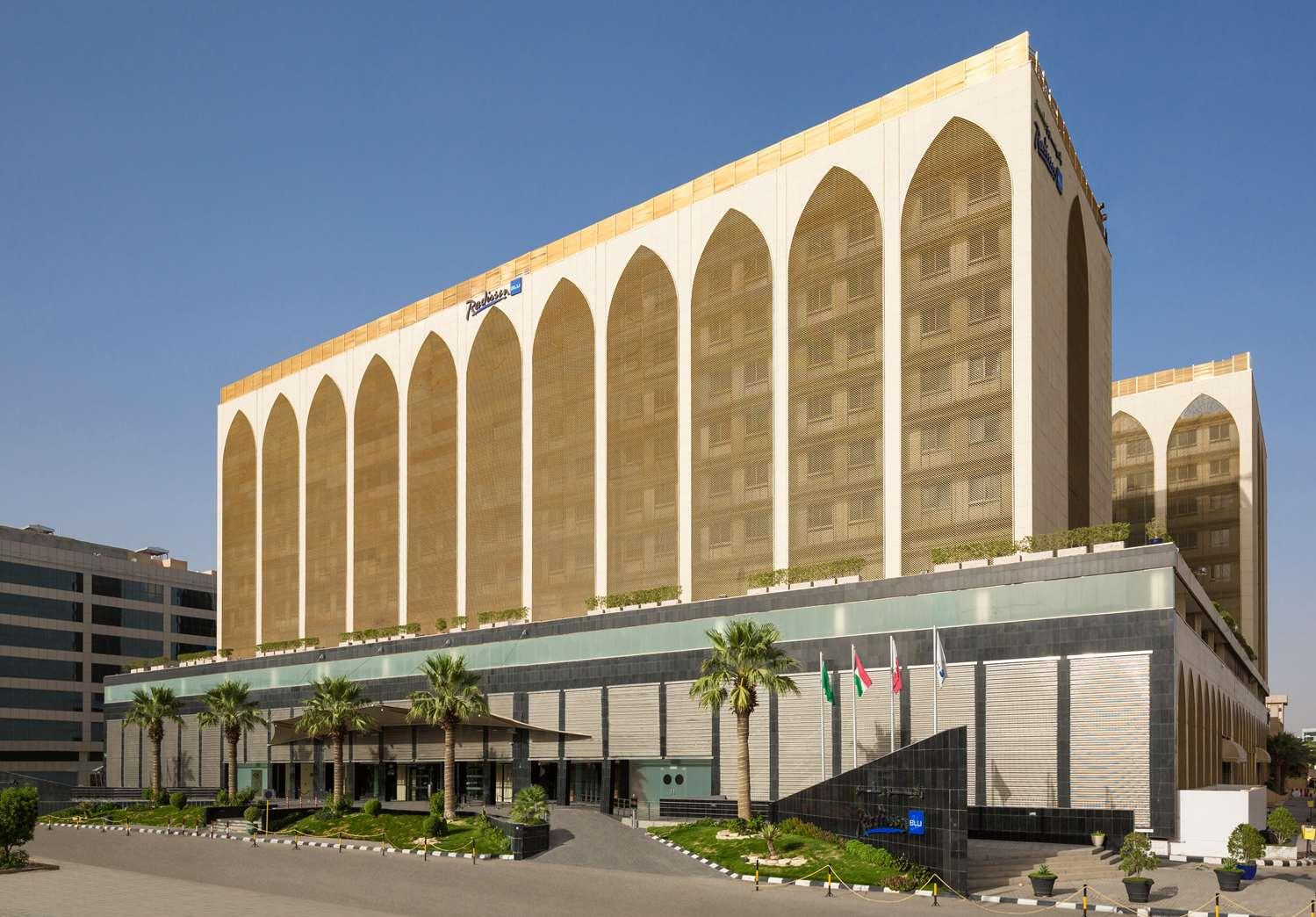 Radisson Blu Hotel Riyadh image