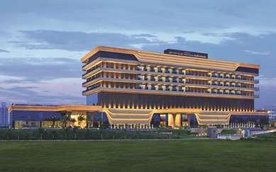 Gift City Club, a member of Radisson Individuals в Gandhinagar, IN