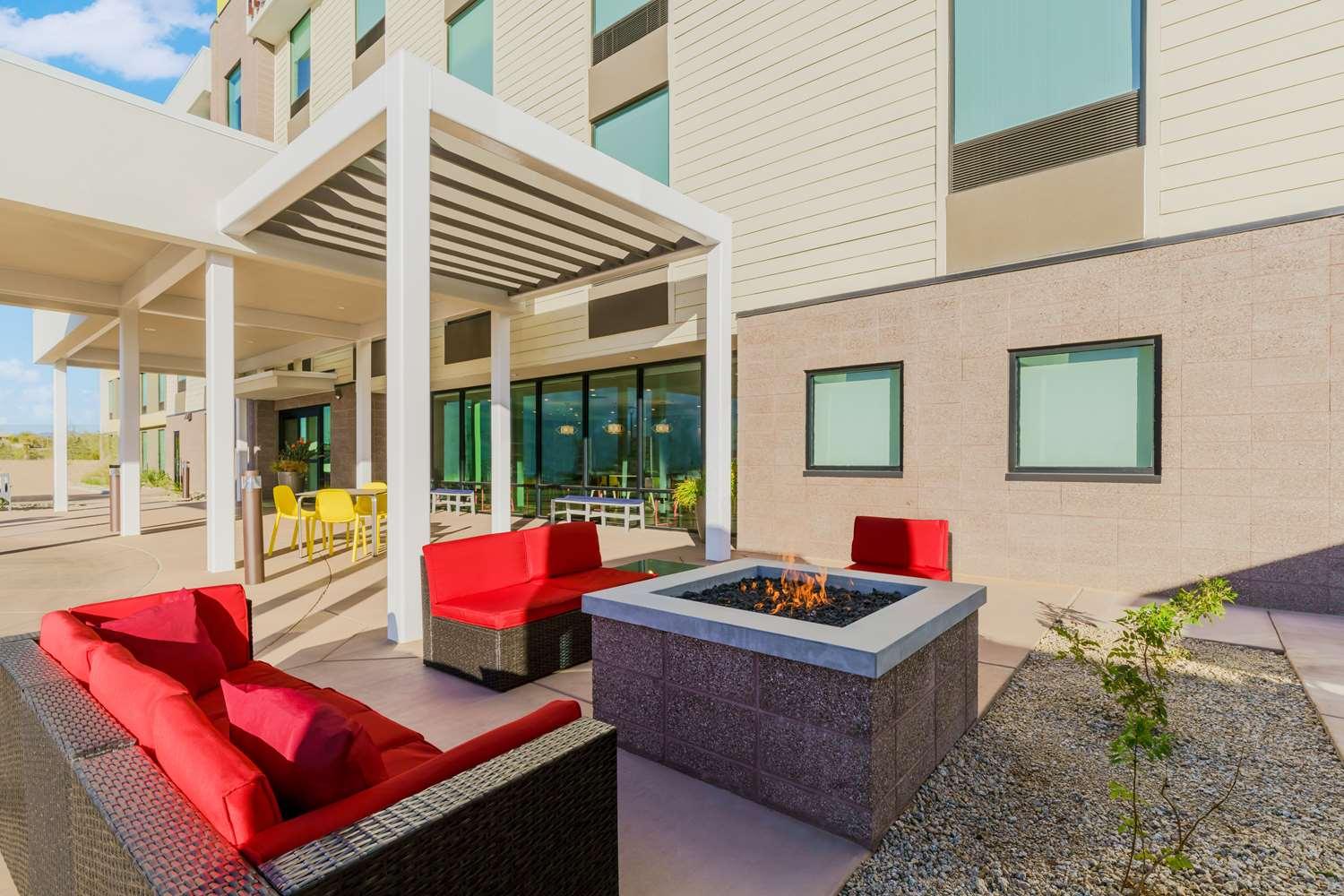Home2 Suites by Hilton Scottsdale North image