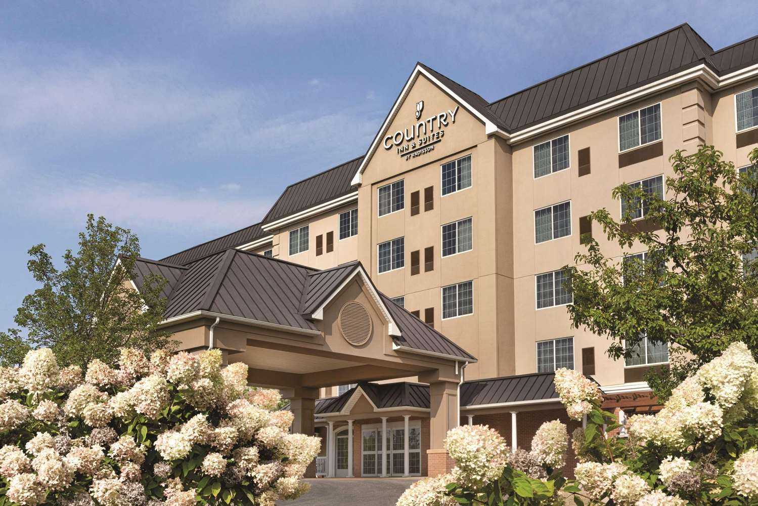 Country Inn & Suites By Radisson, Grand Rapids East, Mi a Grand Rapids, MI