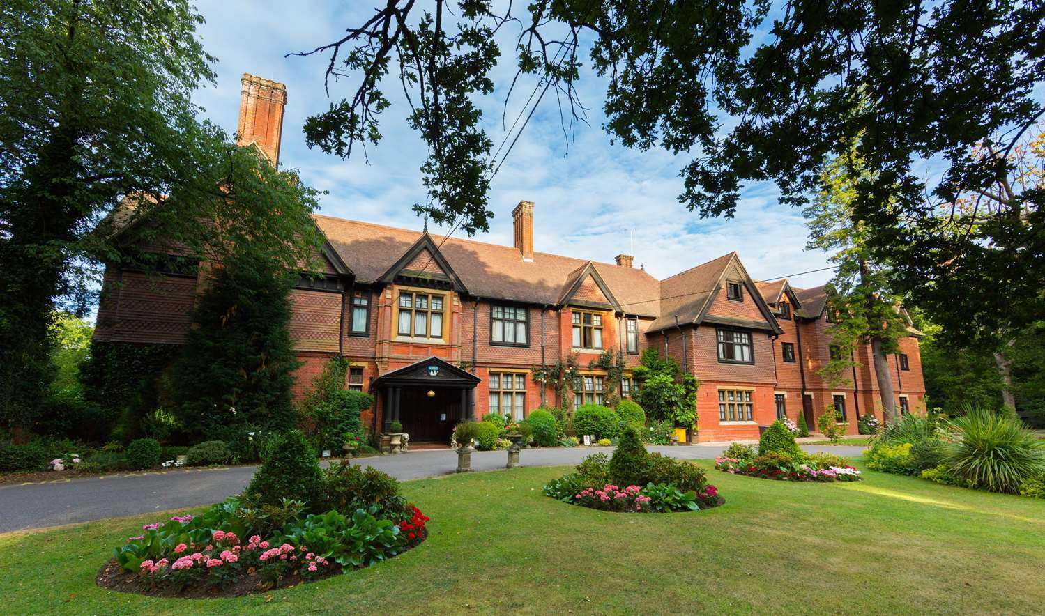 Stanhill Court Hotel, a member of Radisson Individuals, Horley, GB1