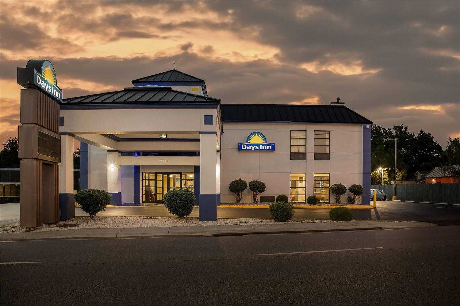 Days Inn by Wyndham Salem in Salem, VA