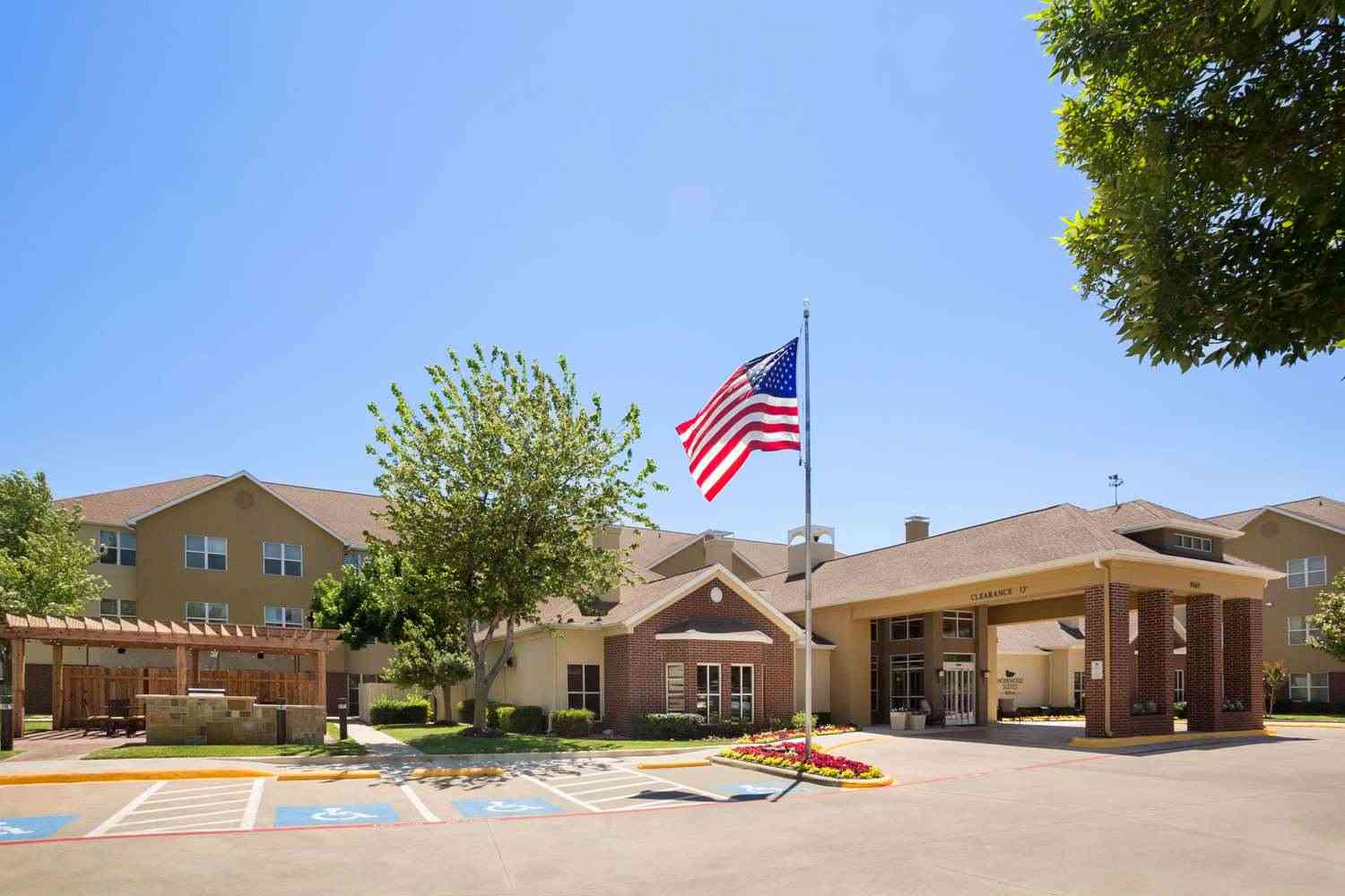 Homewood Suites by Hilton Dallas-Park Central Area a Dallas, TX