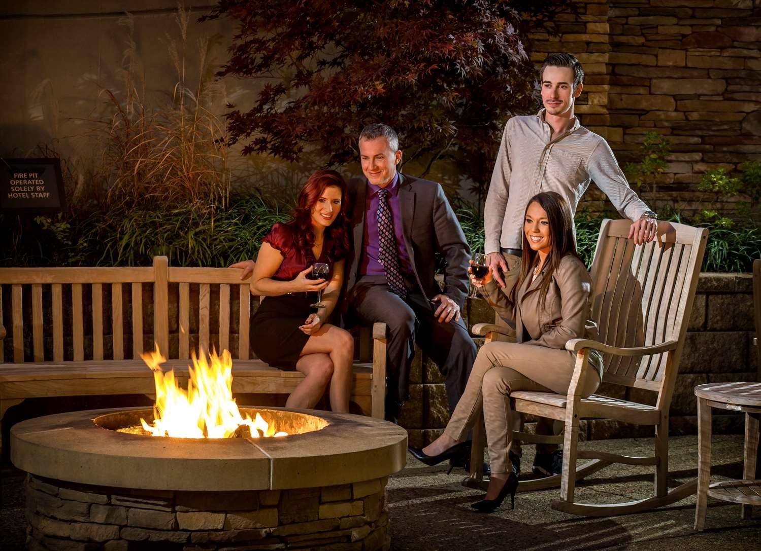 Hampton Inn Wheeling image