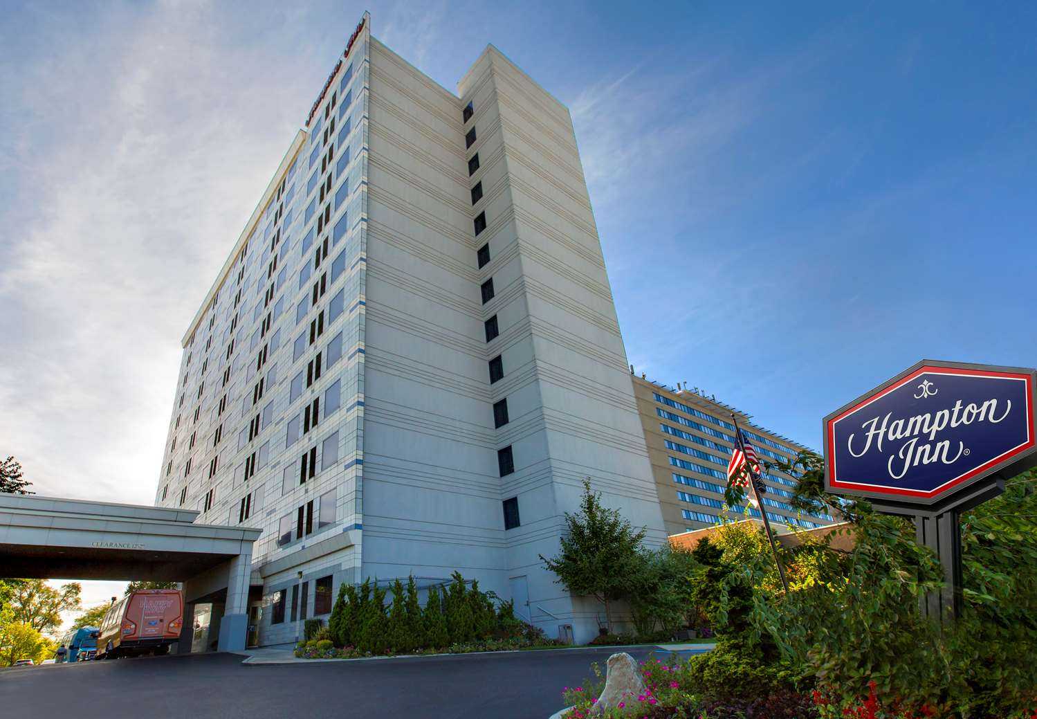 Hampton Inn NY-JFK в Jamaica, NY