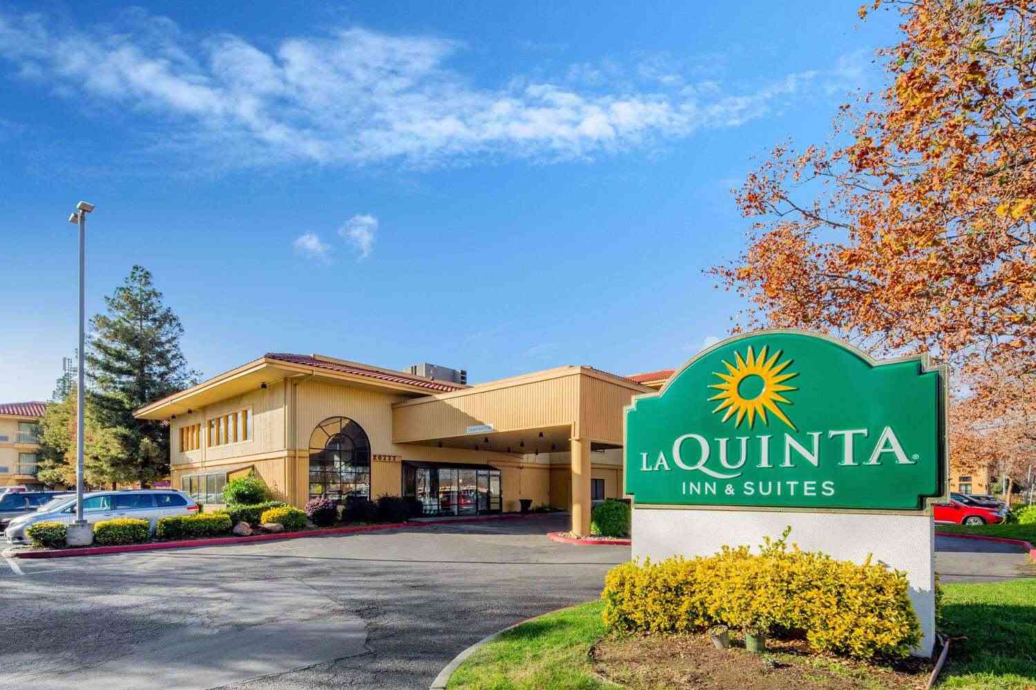 La Quinta Inn & Suites by Wyndham Oakland - Hayward a Hayward, CA