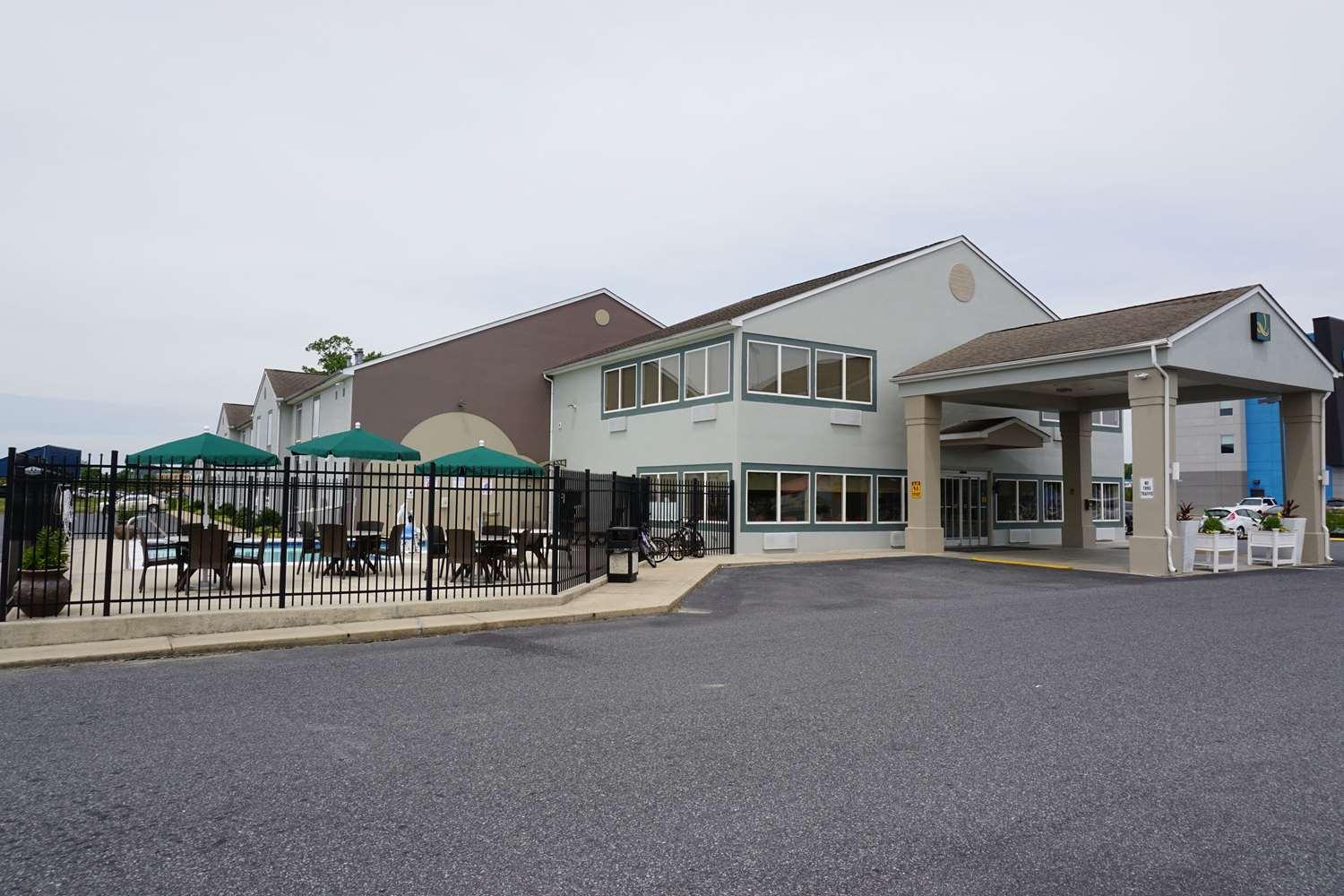 Quality Inn and Suites Georgetown - Seaford image