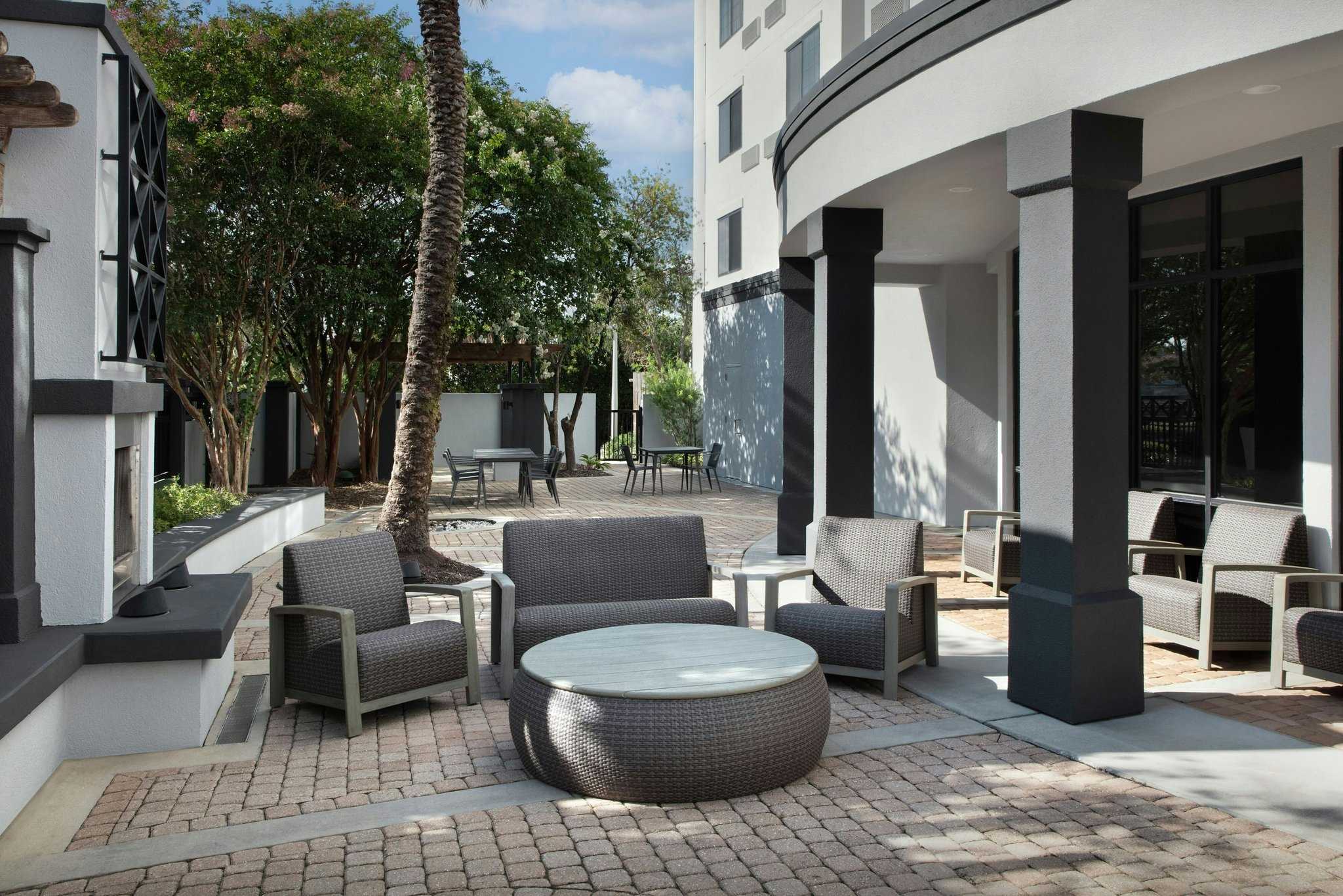 Courtyard by Marriott Pensacola Downtown em Pensacola, FL