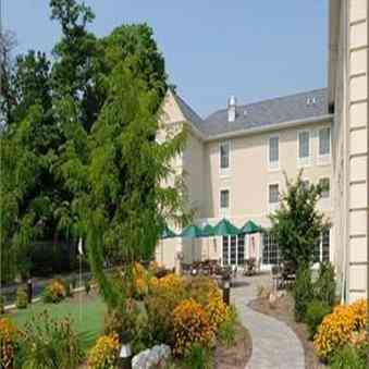 The Wilshire Grand Hotel in Newark, NJ