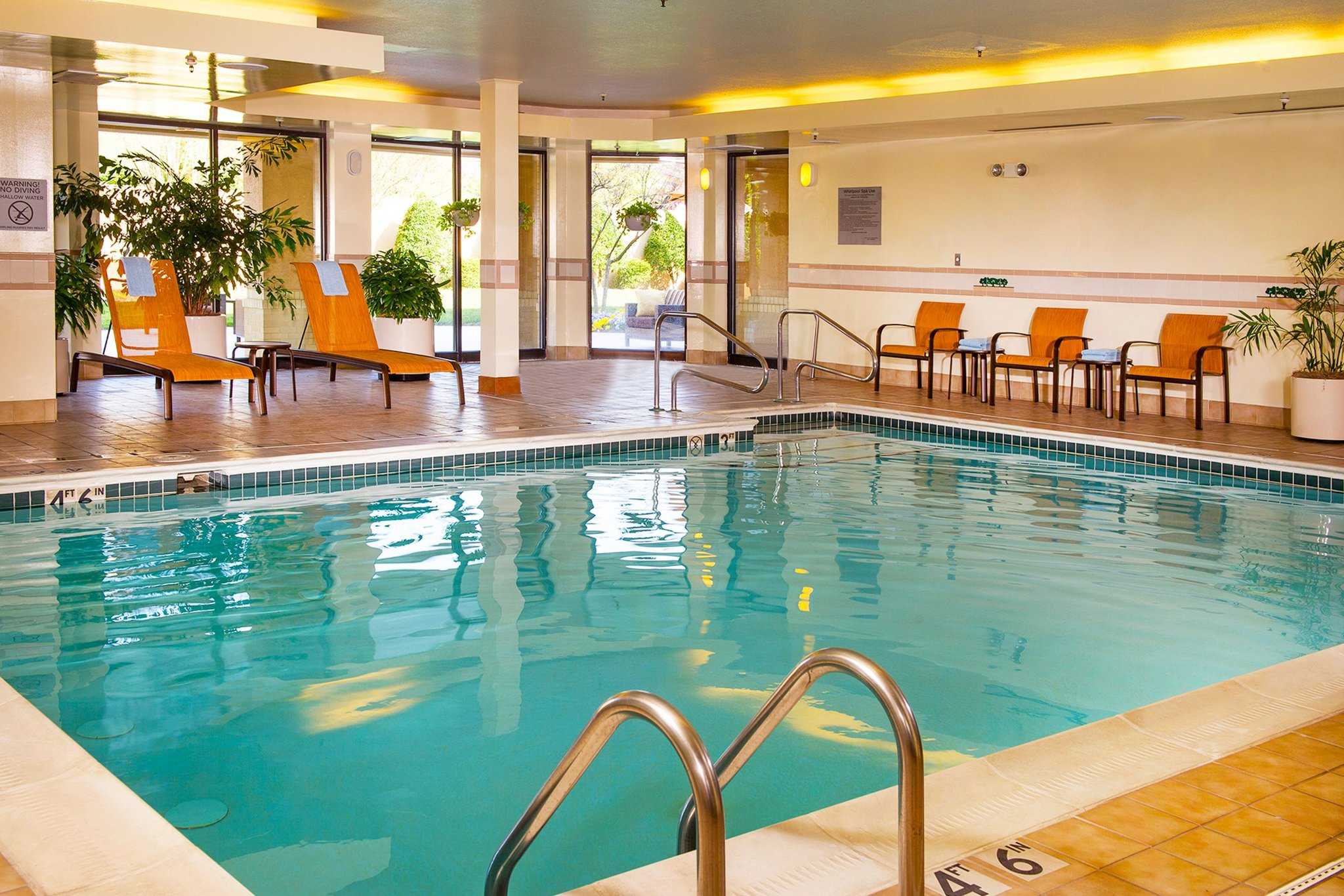 Courtyard by Marriott Richmond Northwest/Short Pump в Henrico, VA