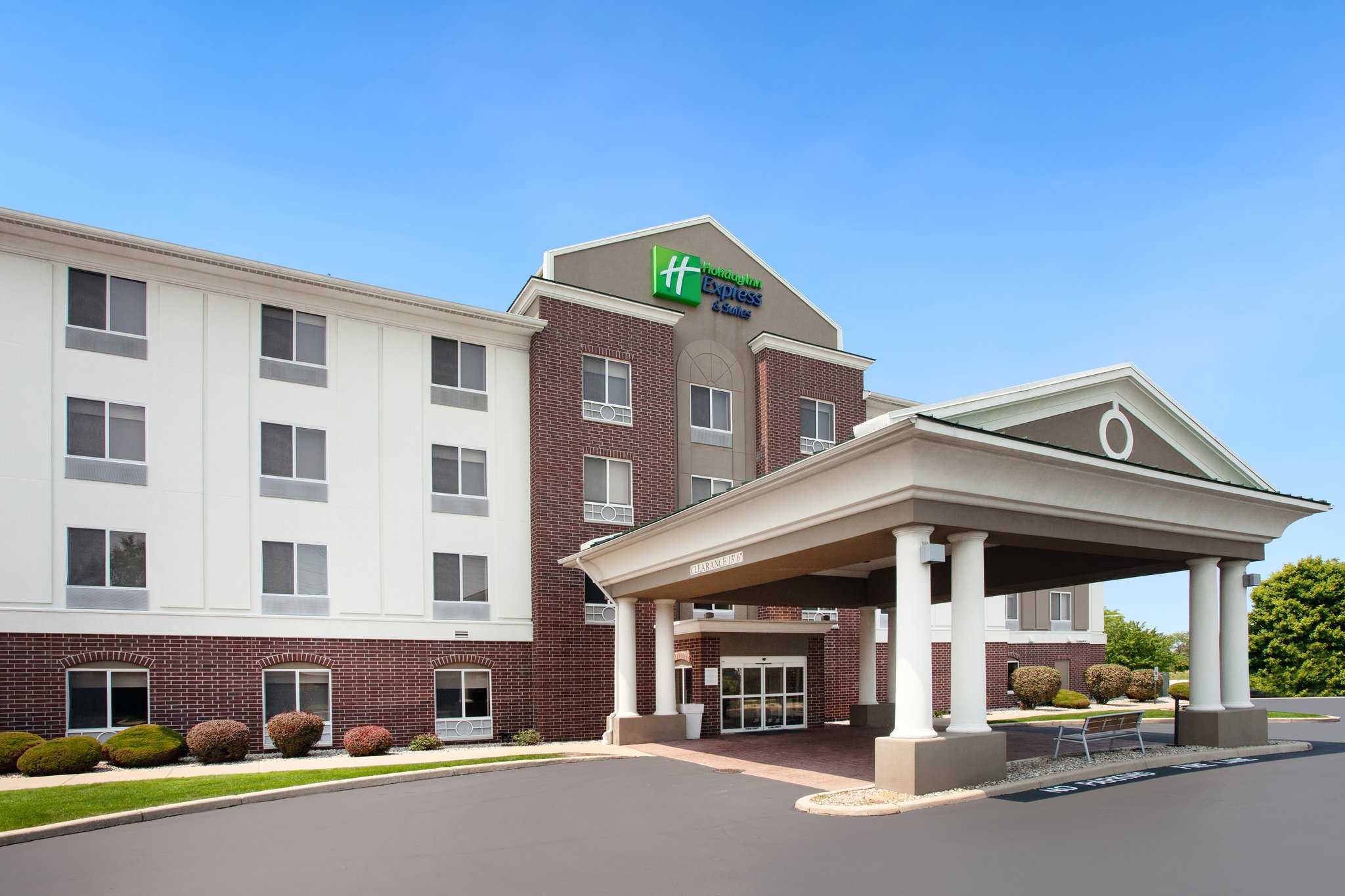 Holiday Inn Express Hotel & Suites Chicago South Lansing a Lansing, IL