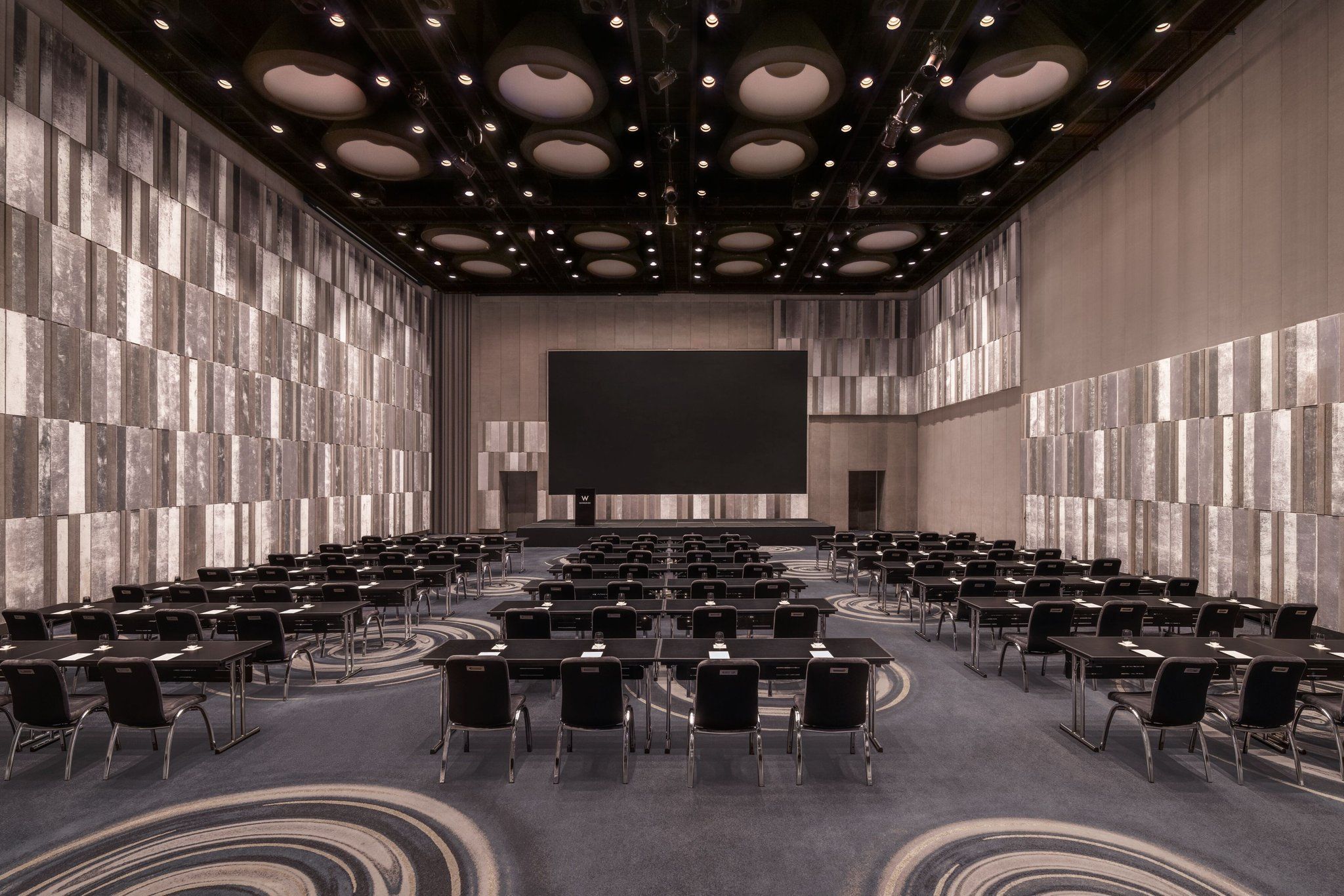 รูปสถานที่จัดงาน