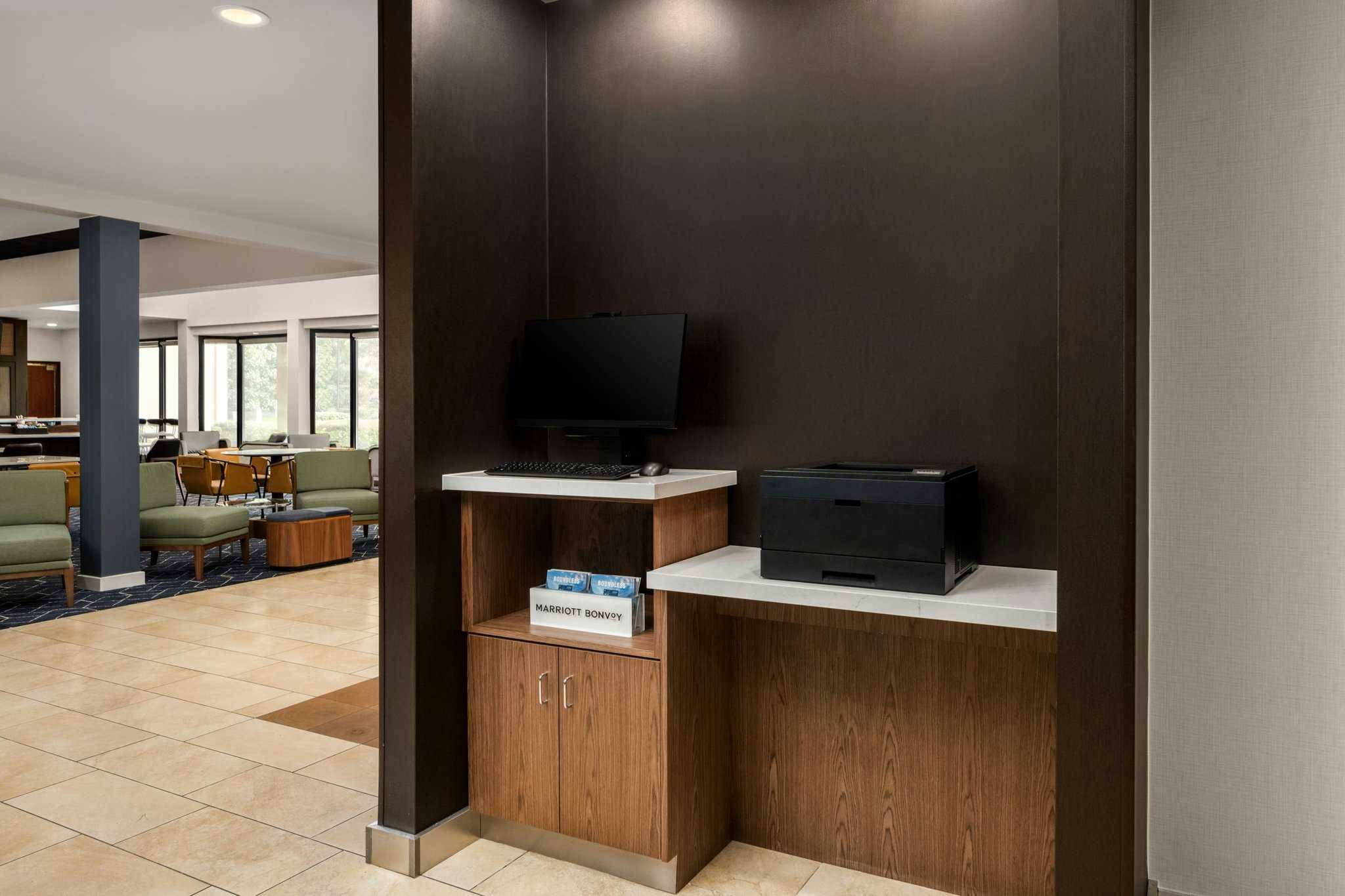 Courtyard by Marriott Portland Beaverton em Beaverton, OR