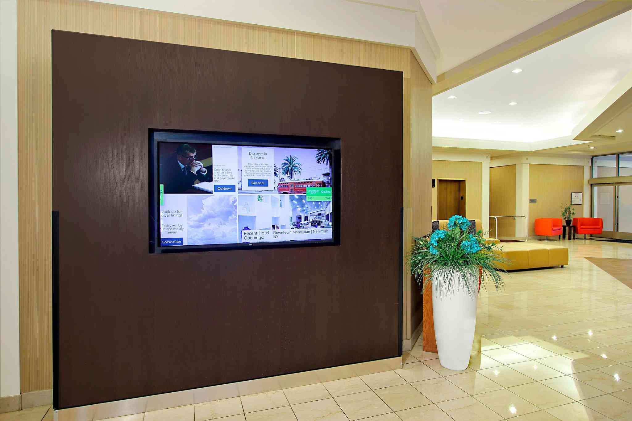 Courtyard by Marriott Oakland Downtown, Oakland, CA