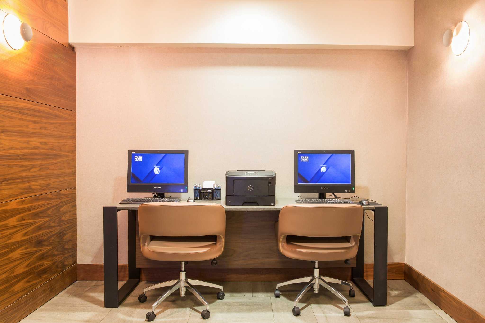 Four Points by Sheraton Downtown Seattle Center in Seattle, WA