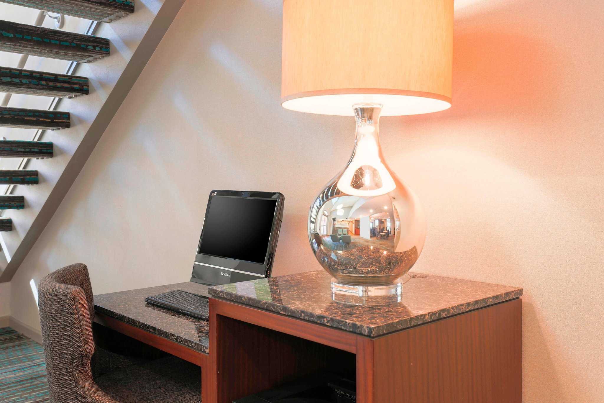 Residence Inn by Marriott Bakersfield a Bakersfield, CA