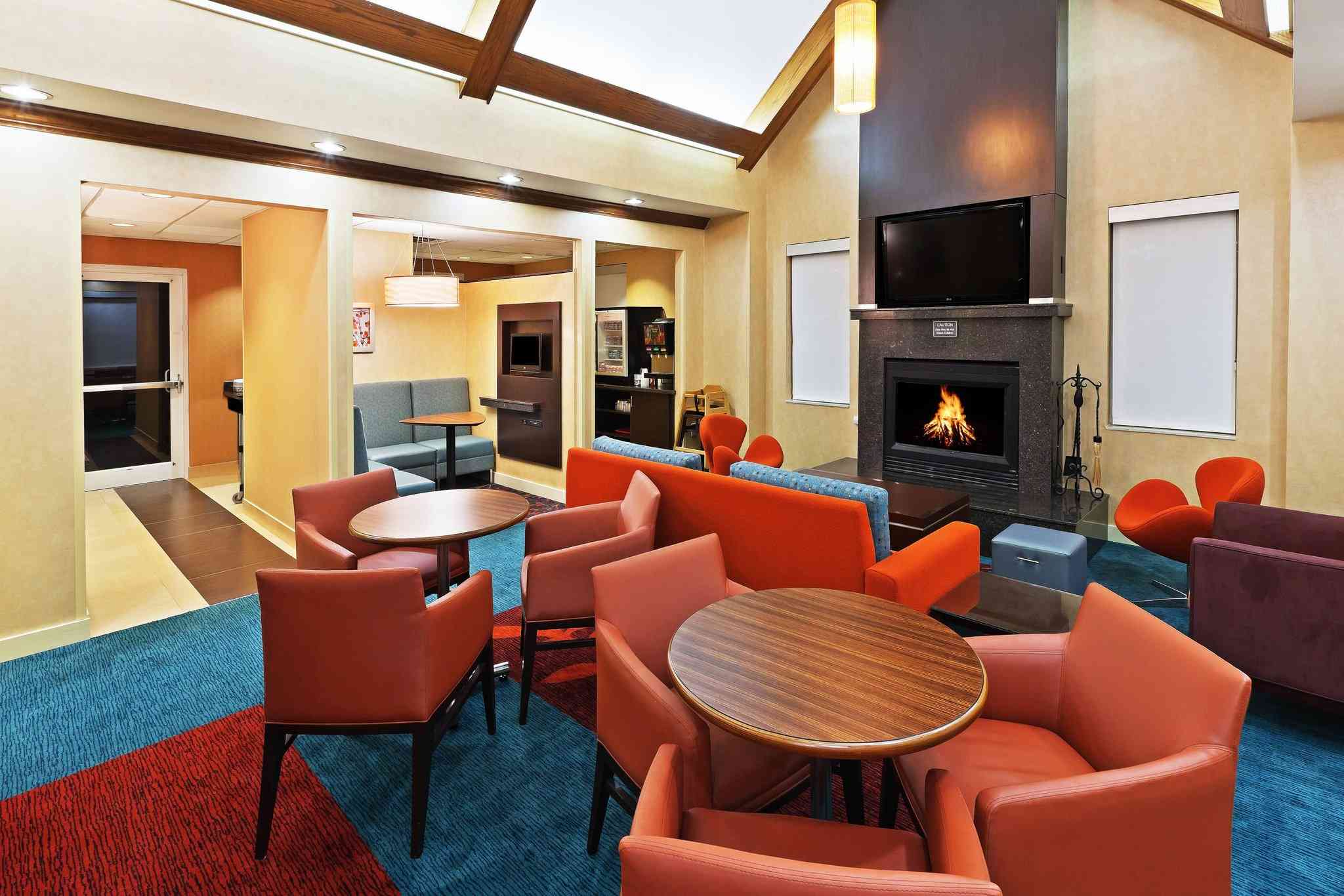 Residence Inn by Marriott Houston Sugar Land/Stafford в Stafford, TX