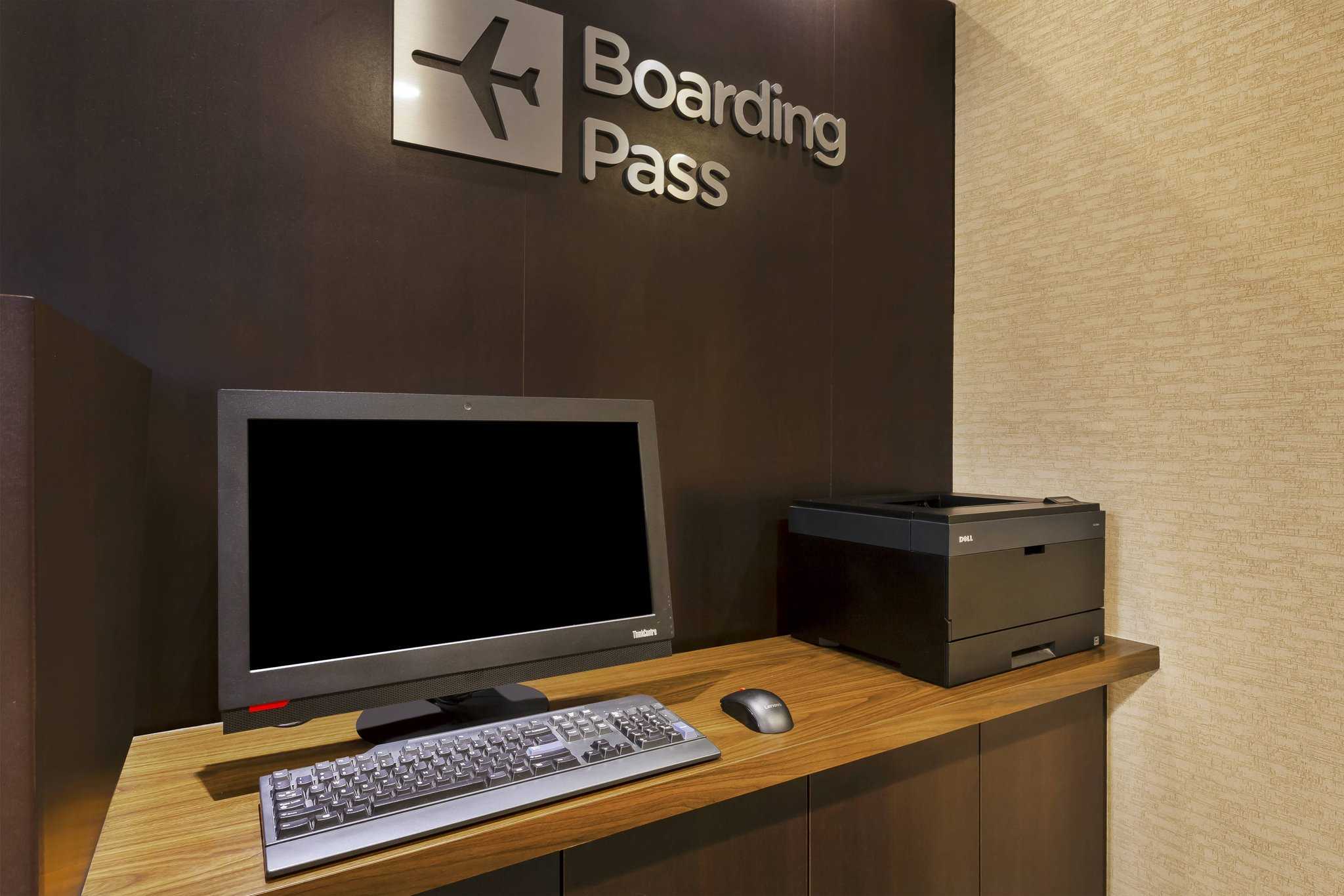 Courtyard by Marriott Secaucus Meadowlands в Secaucus, NJ