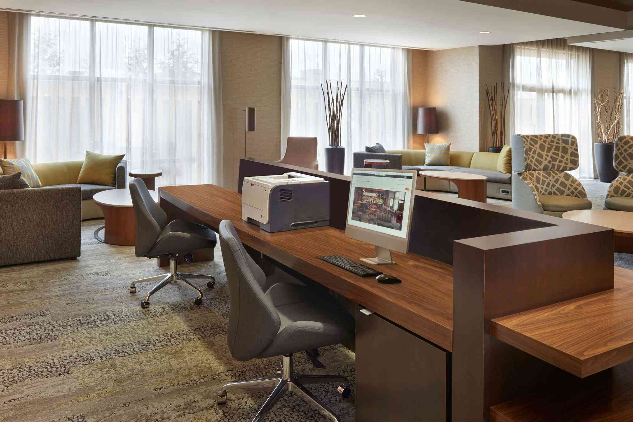 Courtyard by Marriott Kingston Highway 401/Division Street em Kingston, ON