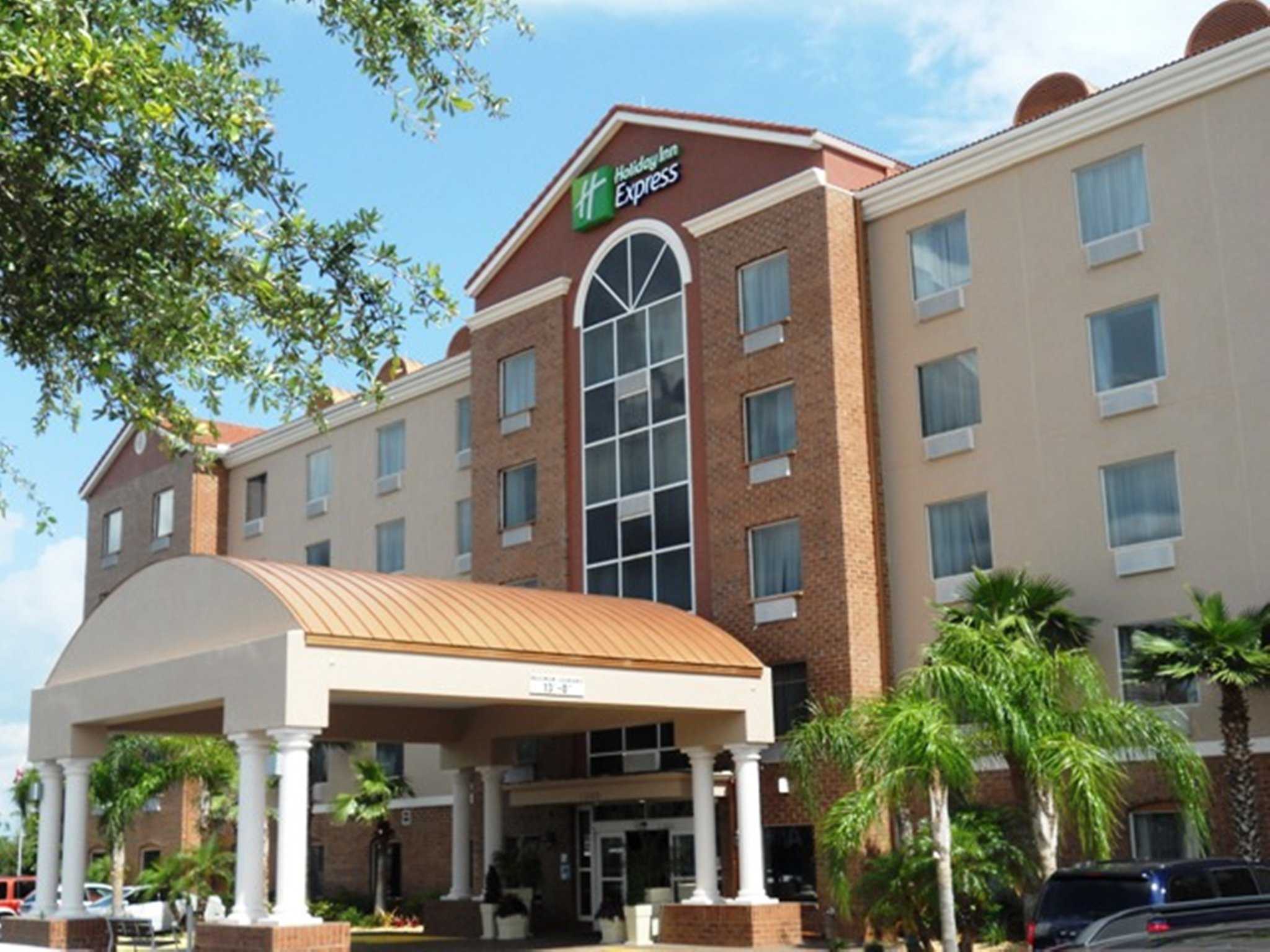 Holiday Inn Express Hotel & Suites Orange City in เมืองออเรนจ์, FL