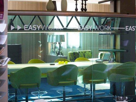 Mercure Nantes Centre Grand Hotel a Nantes, FR