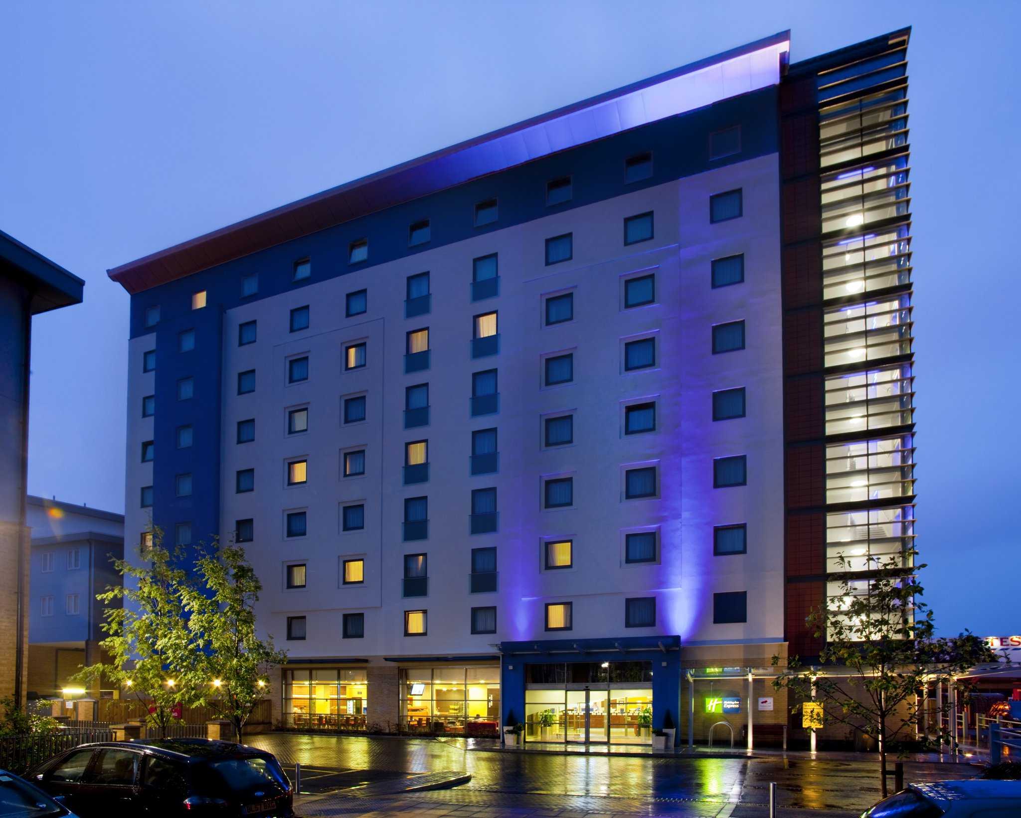 Holiday Inn Express Slough (Accepting reservations from 01st Oct, 2022) em lamaçal, GB1
