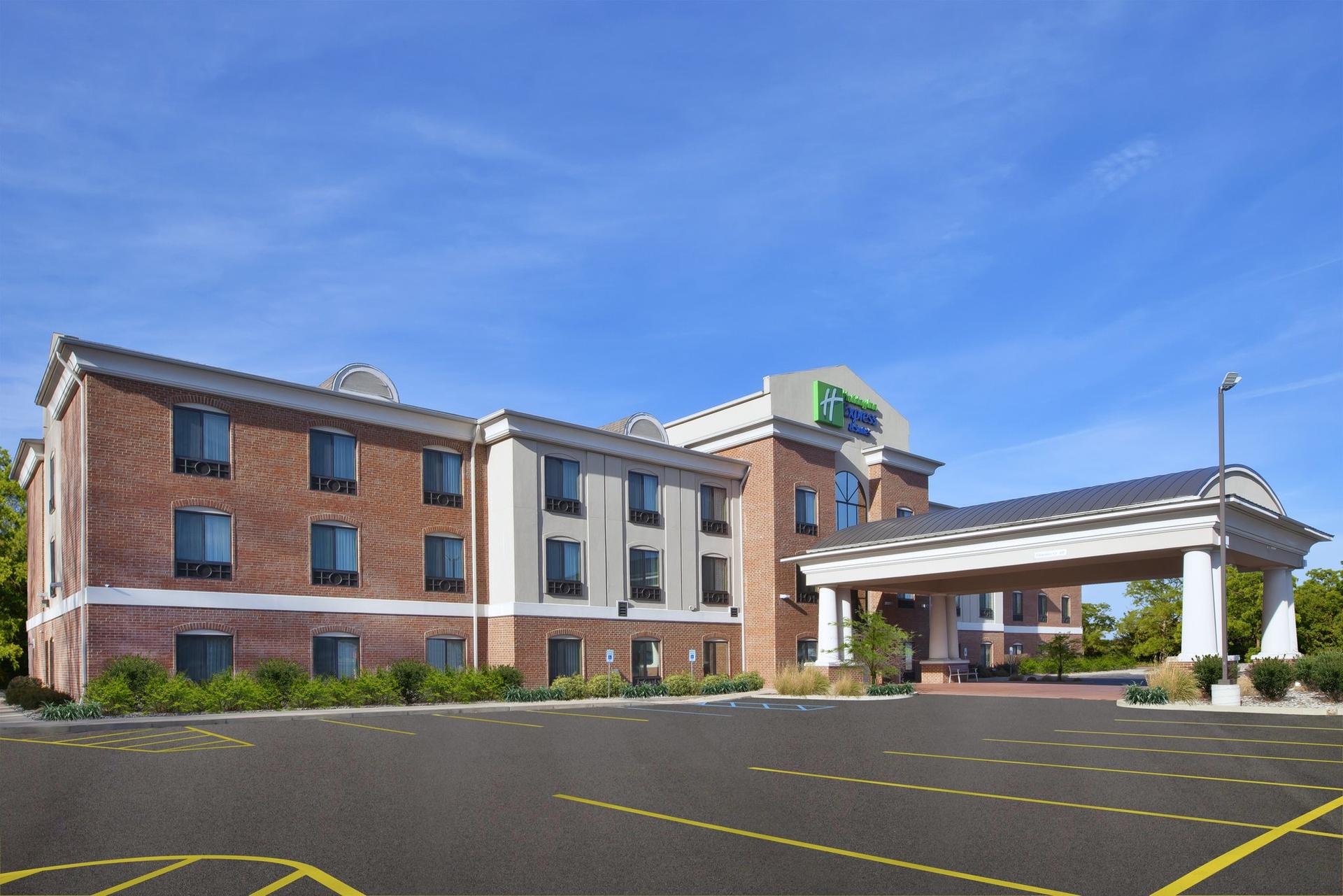 Holiday Inn Express & Suites Niles в Найлс, MI
