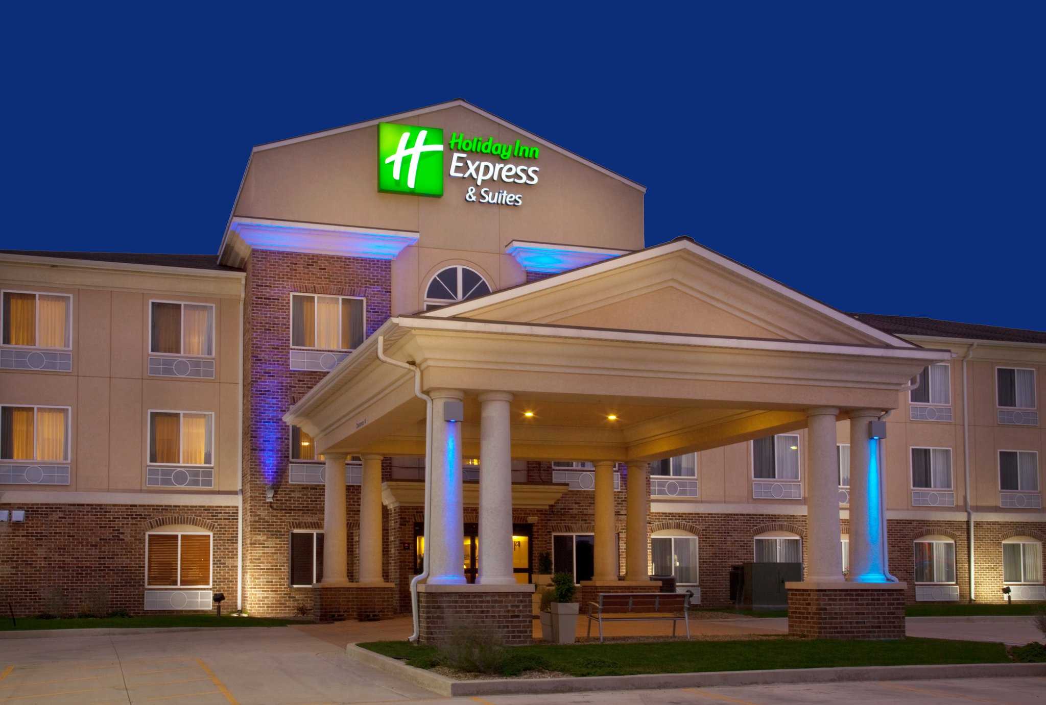 Holiday Inn Express Hotel & Suites Jacksonville i Jacksonville, IL
