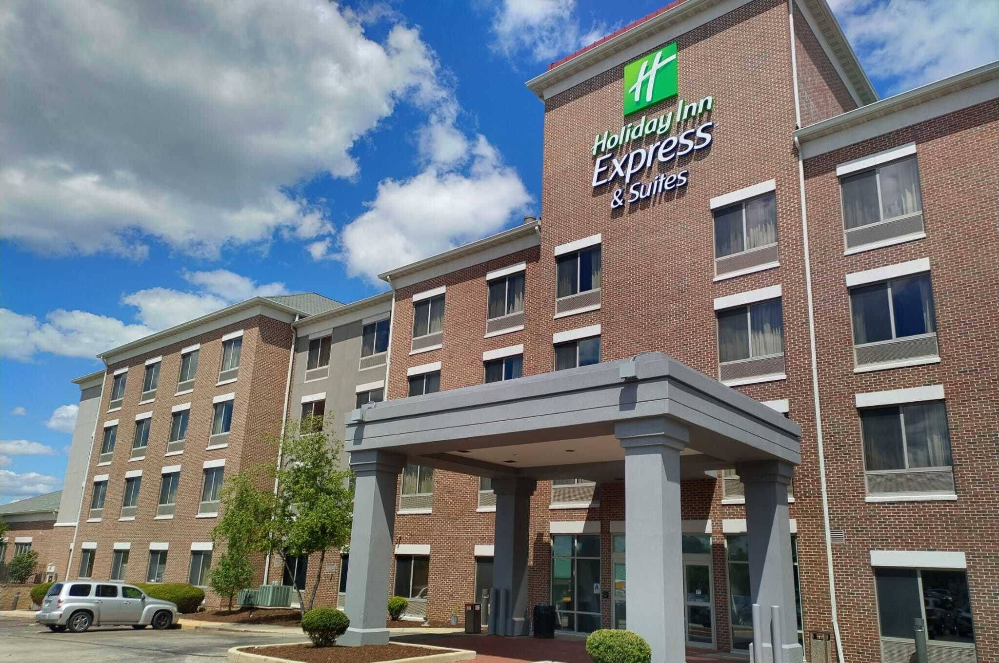 Holiday Inn Express & Suites Milwaukee NW – Park Place a Milwaukee, WI