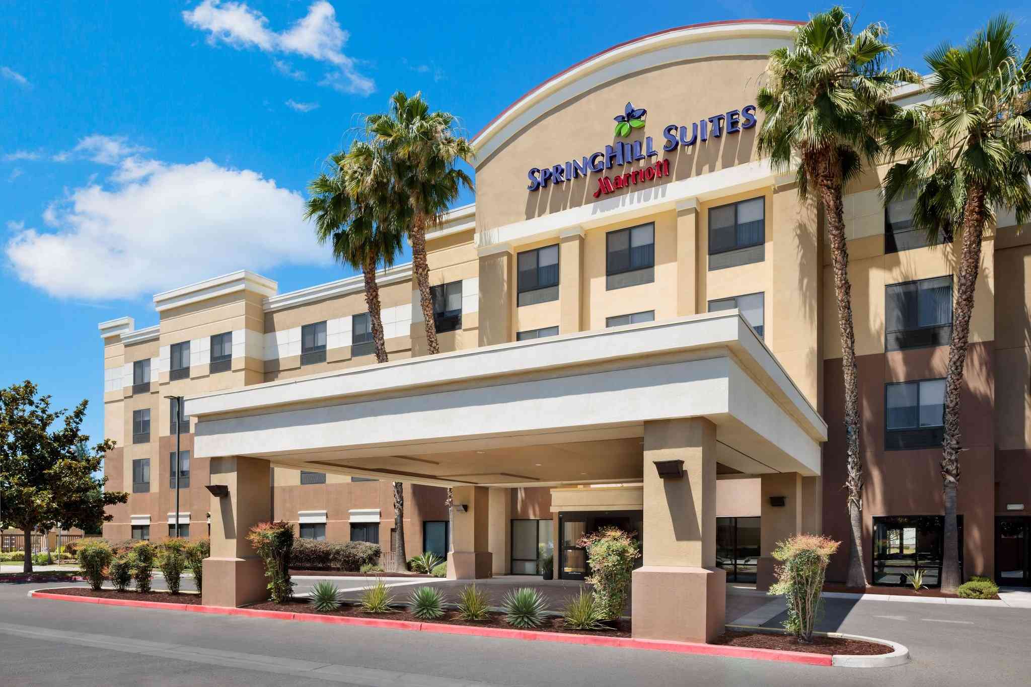 SpringHill Suites by Marriott Fresno a Fresno, CA