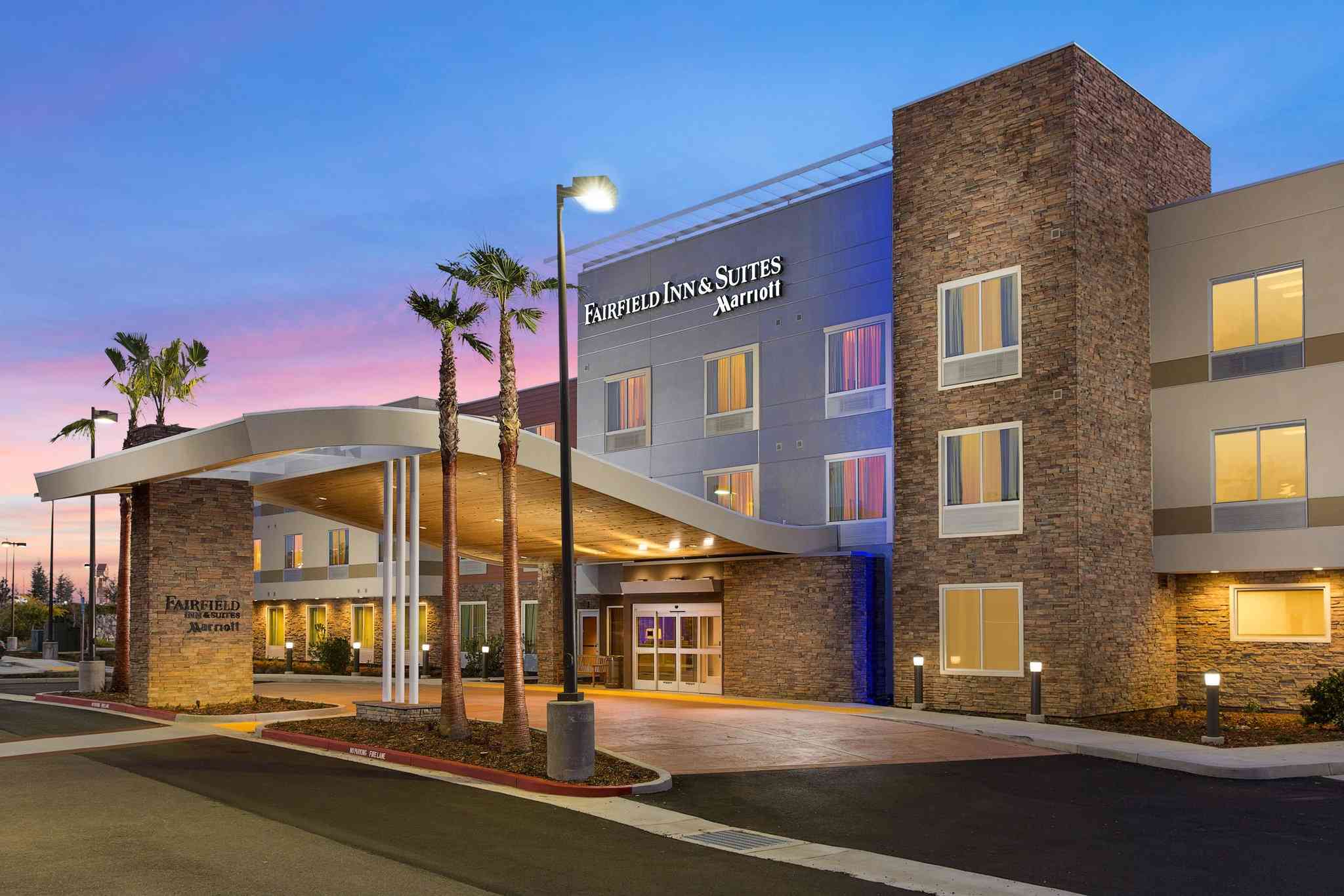 Fairfield by Marriott Inn & Suites Sacramento Folsom в Folsom, CA